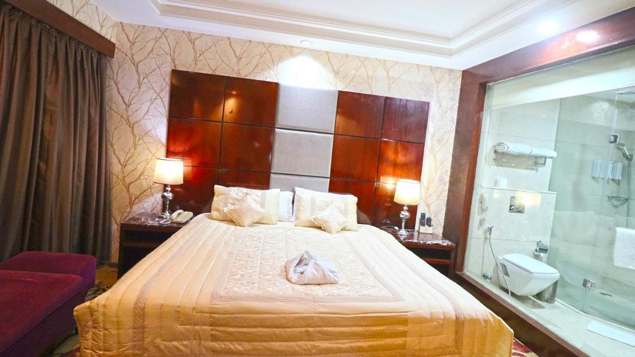 Skycity Hotel Gurgaon Luaran gambar