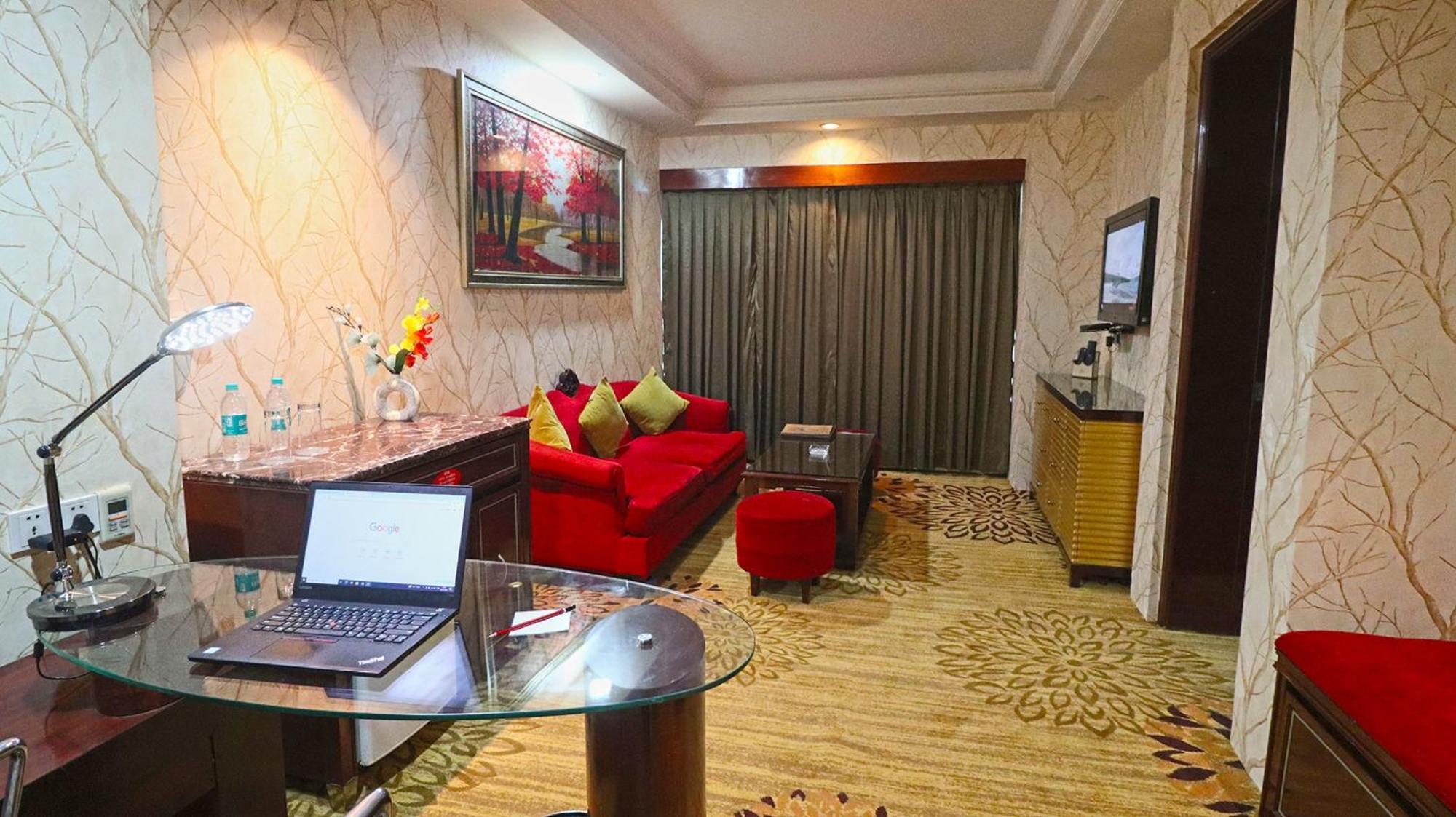 Skycity Hotel Gurgaon Luaran gambar