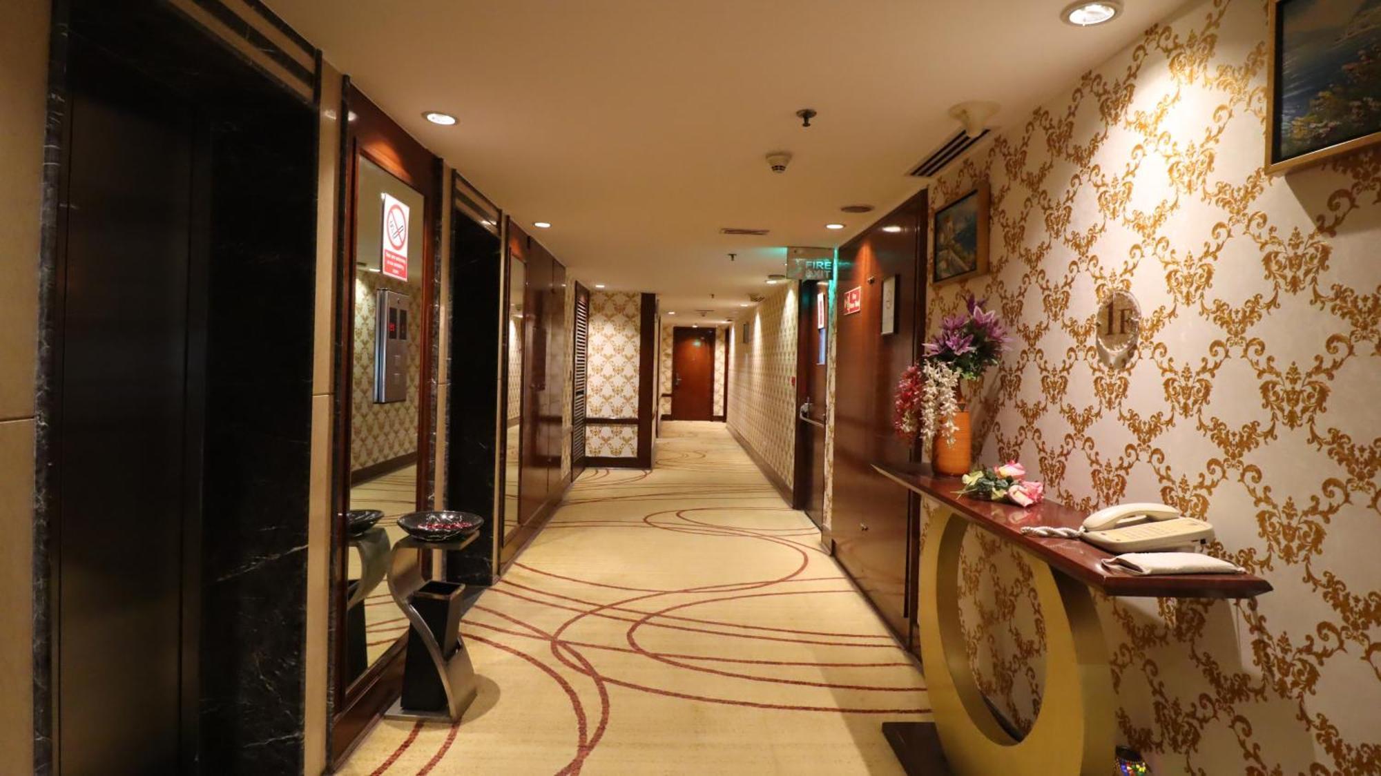 Skycity Hotel Gurgaon Luaran gambar