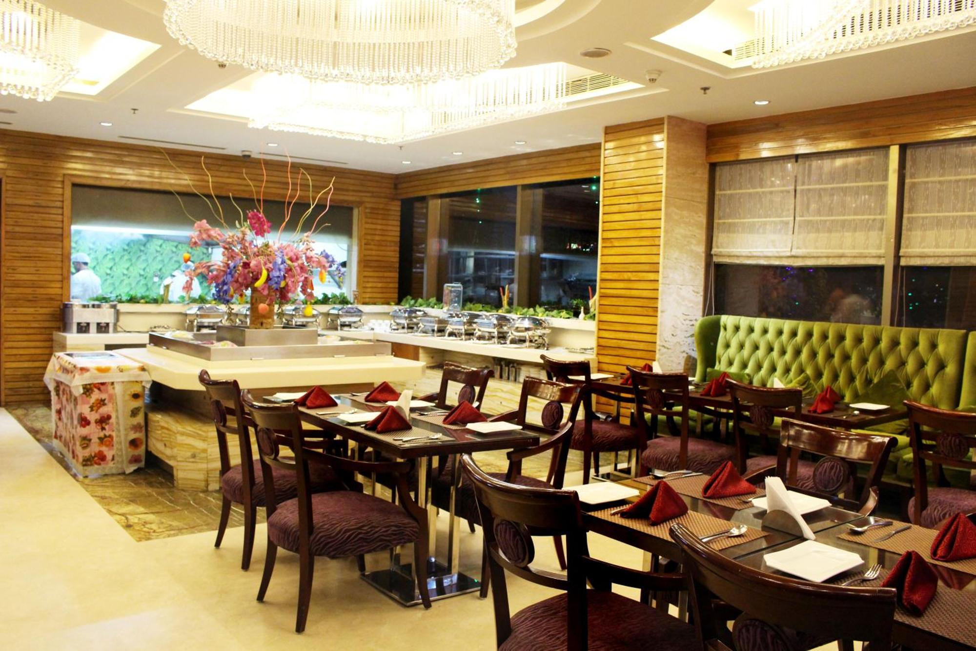 Skycity Hotel Gurgaon Luaran gambar